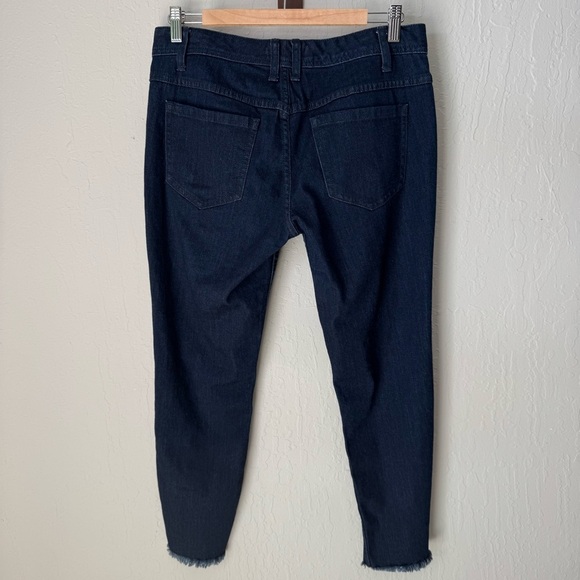 FREE PEOPLE Cigarette Skinny Crop Jeans Dark Wash Raw Hem Low/Mid-Rise Sz 29 - Picture 8 of 15